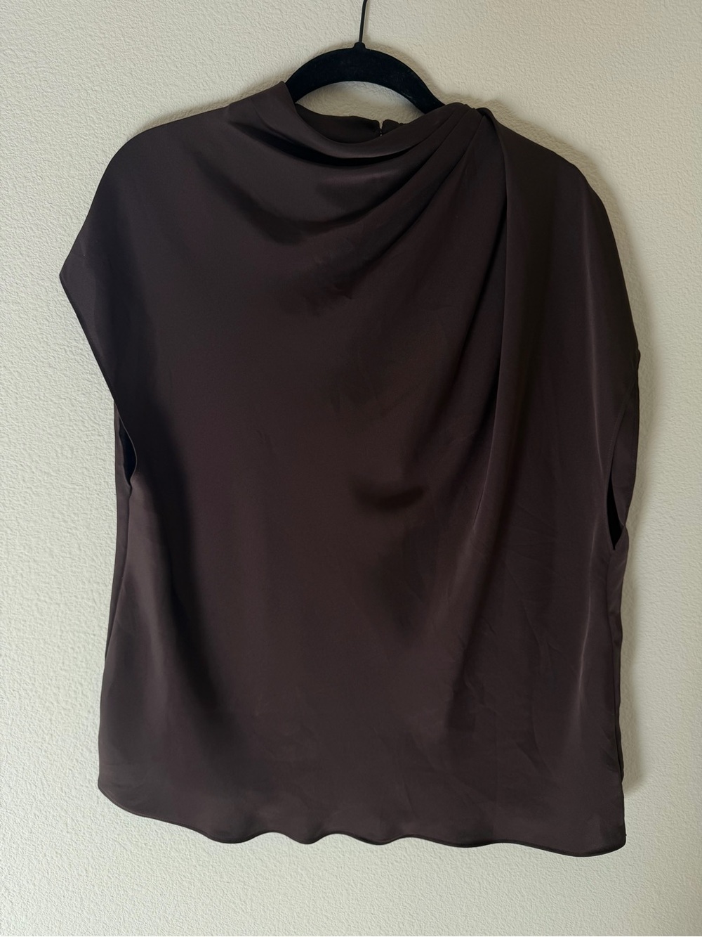 Aritzia Babaton Nominee Blouse satin